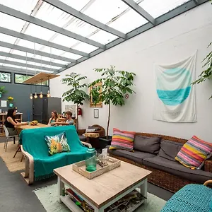 Moy & Backpackers Gasthuis